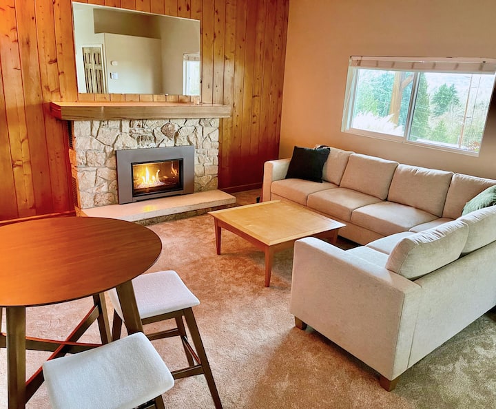 Peaceful Executive Hideaway (First Floor) - ボセル, WA