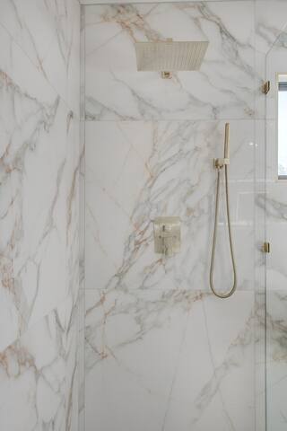 6500 SF+Single floor +super pool+ luxury Jacuzzi gallery image 5