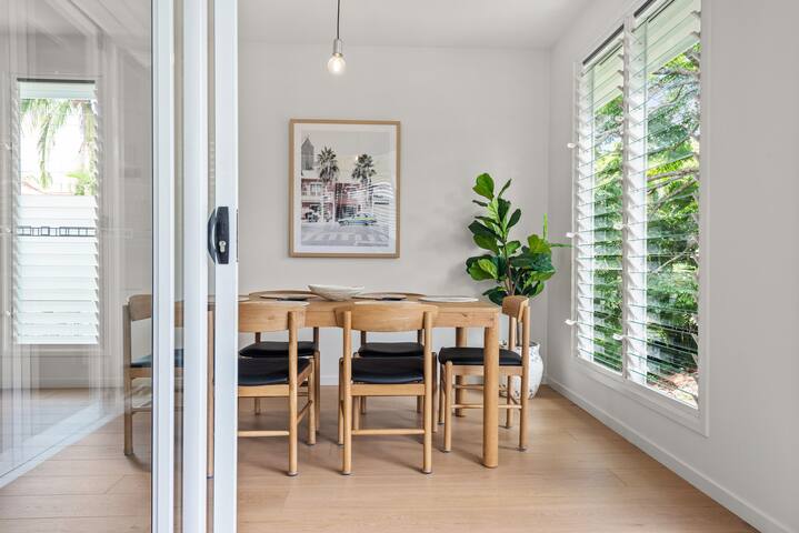 Paddo Princess! ~ 4Bed/2Bath/1Car ~ House gallery image 4