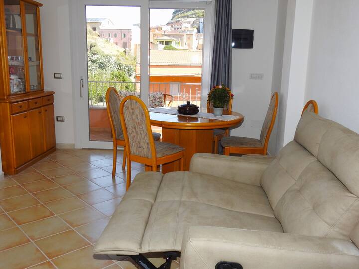 Le Castellane
Belinda Cin It090023c2000r4830 - Castelsardo
