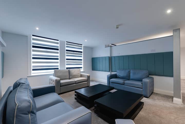 Temple Court Cavern Quarter 2-br City Centre Apt - Liverpool
