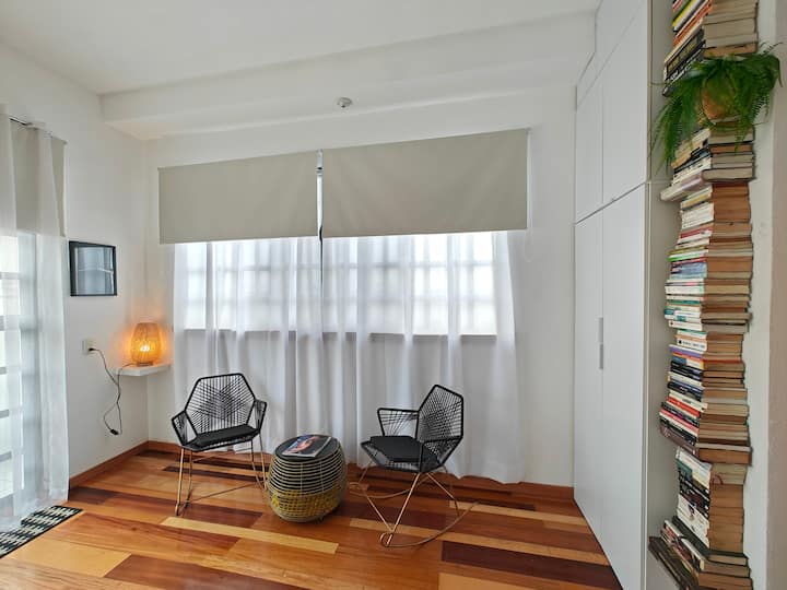 New Lovely Loft In Downtown W/ King Bed + Ac - Monterrey