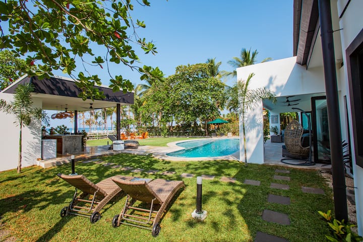 Stunning! Ocean Front, Casa Del Mar! - Costa Rica