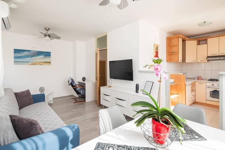 West Side Apartment - Omiš