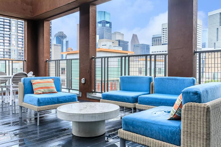 Houston Rentals Downtown Houston Apartment Vacation Rentals - Houston, TX | Airbnb