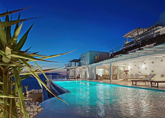 The Mykonos Villa ( 8 bedrooms )
