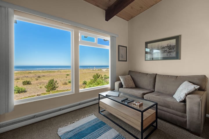 158) The Tides By The Sea - Cannon Beach, OR