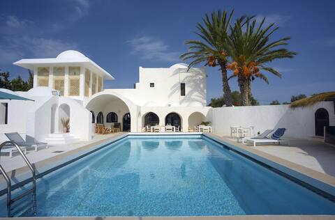 DAR NEJMA A DJERBA GRANDE VILLA HAUT STANDING