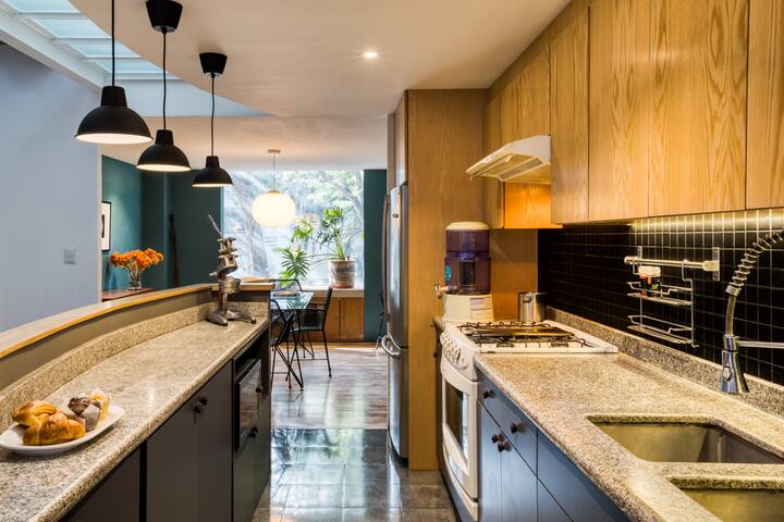 2Br Condesa Dream Three Storey Town House gallery image 5