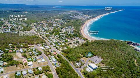 Beach home in the heart of Agnes