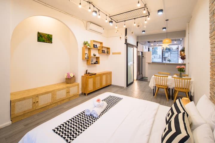 Private Balcony•centralcity•spacious Flat•comfybed - 胡志明市