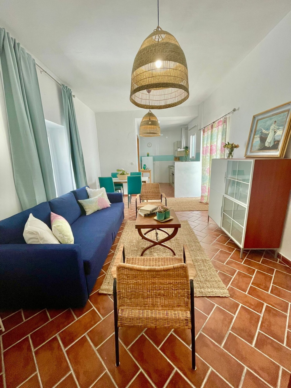 Apartamento kati i dytë - Dhomë ndenjjeje me divan krevat