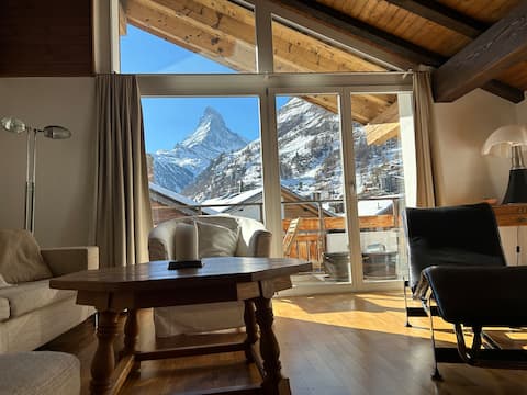 Successful Airbnb property: Attic with Matterhorn view in Zermatt