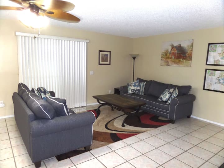 غرفة المعيشة