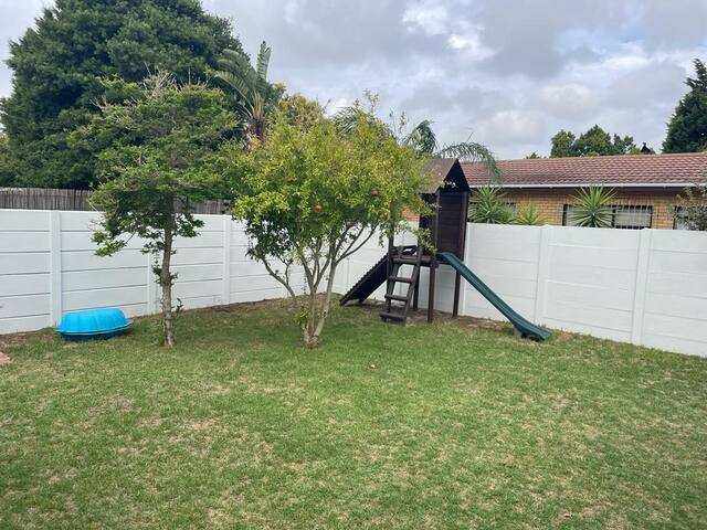 Home in Cape Town gallery image 3