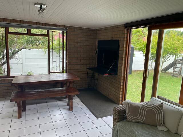 Home in Cape Town gallery image 2