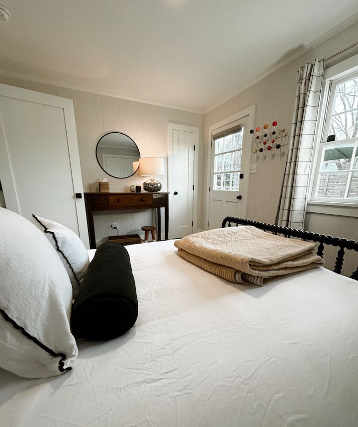 საძინებელი 1