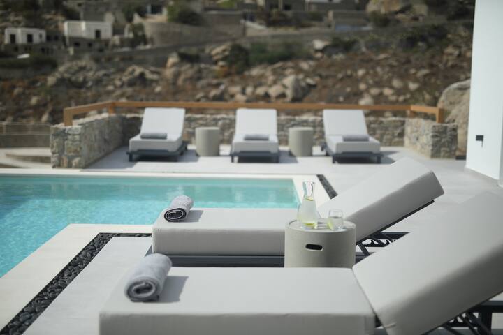 Villa Mirage | Paradise beach gallery image 5