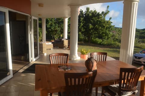 Infinity- 4BD Family Getaway Near Beaches & Nature