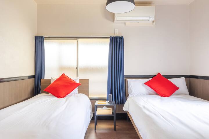 Private Villa near Asakusa with Tokyo Skytree View gallery image 5