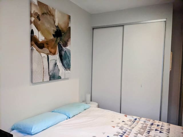 Marvelous CBD 3 Bedroom gallery image 3