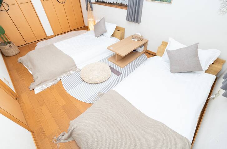 Shinjuku Area,Sunlit Retreat Home gallery image 4