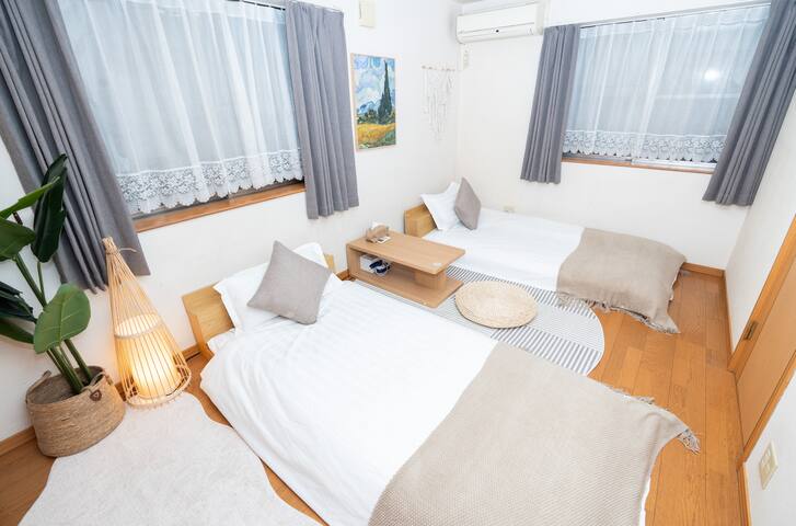 Shinjuku Area,Sunlit Retreat Home gallery image 5