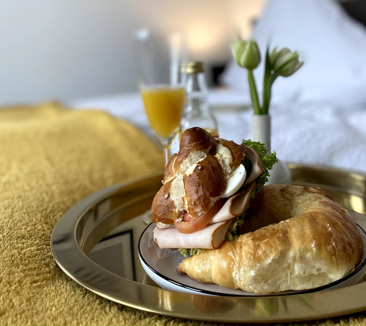 Насладете се на закуска в леглото