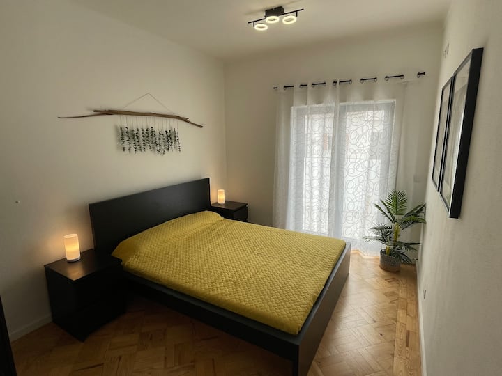 საძინებელი 1