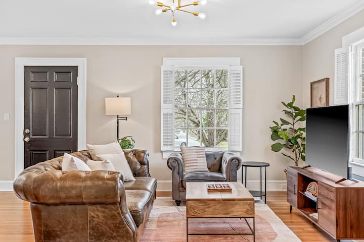 Indulge In Luxury | The Fogleman House - Burlington, NC
