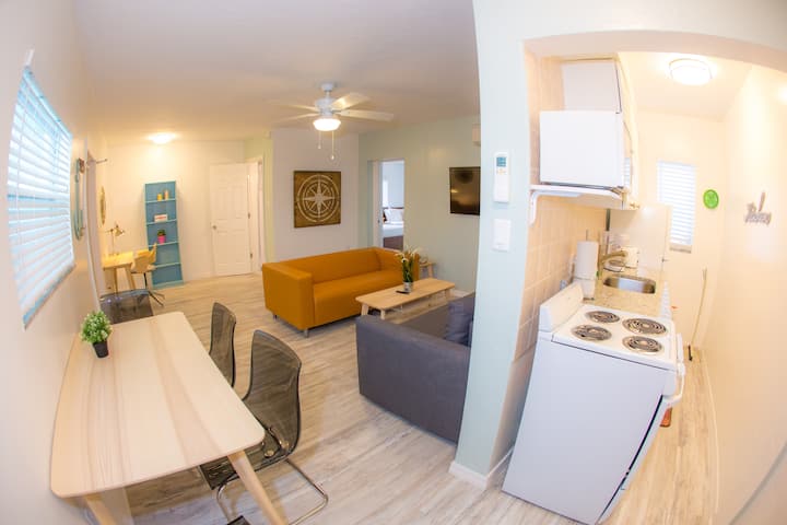 1 Bedroom Pool Side Suite - St. Pete Beach, FL