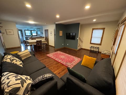 Popular Airbnb listing: Entire Single Family Home in Ohio
