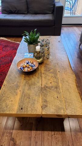 Beautiful Spacious House in Toronro – Greek Town gallery image 4