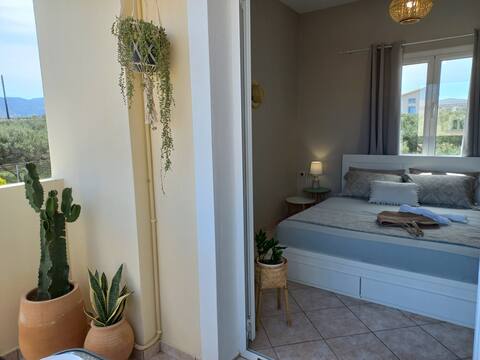 Anchor Sanudo apts, free parking