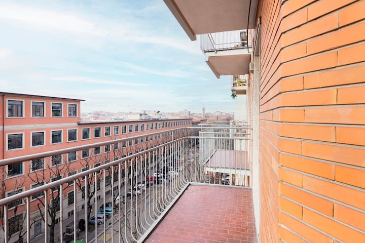 Relstay Tortona | Spacious 2BR gallery image 4