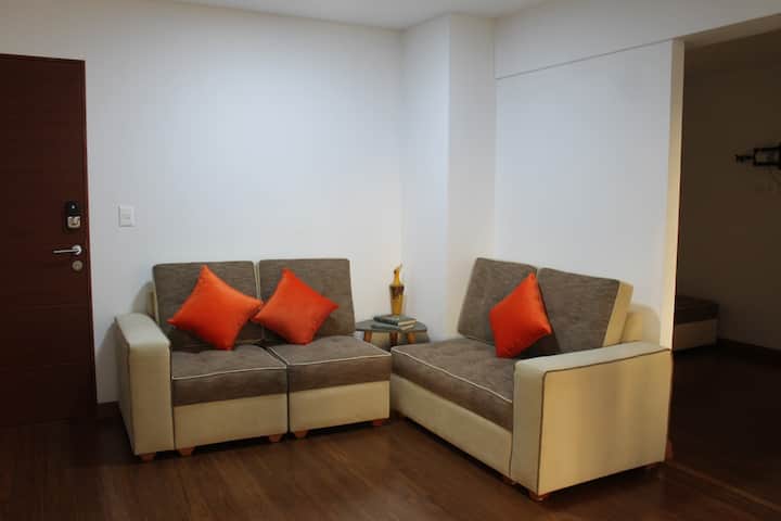 Departamento Seguro Y Acogedor 3br Miraflores - Lima