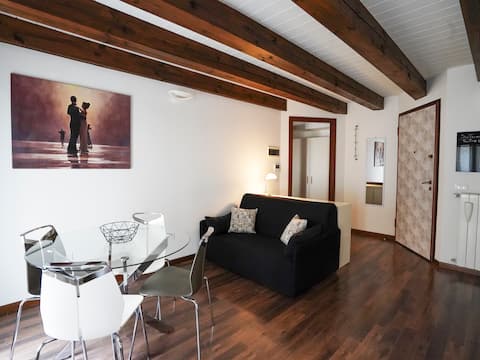 Top performing Airbnb: Quiet & Welcoming Central Apt in Trieste