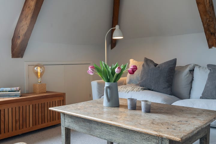 Joyful Panoramic Coastal Stay In Lyme Regis - Lyme Regis