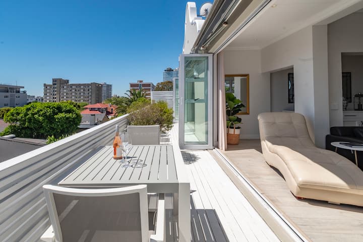 Solar-powered Elegant Seaview Home - Ciudad del Cabo
