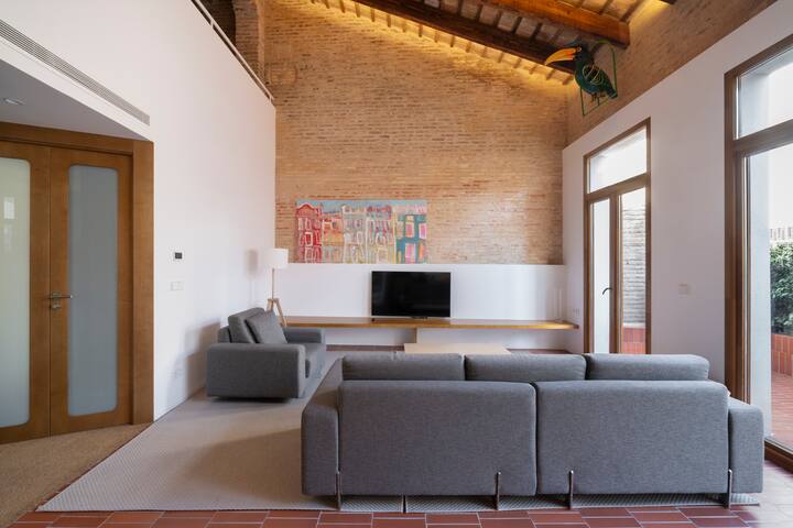 NEW sustainable loft in Cabanyal gallery image 3