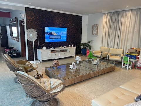 Top Airbnb: Riviera - 5 suites - 20 guests in Bertioga