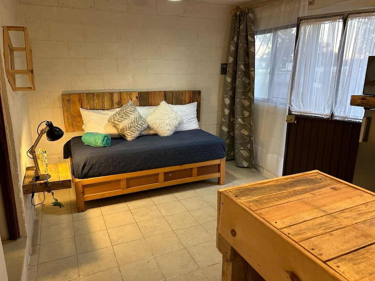 ВСЕКИДНЕВНА С ЕДИНИЧНО ЛЕГЛО