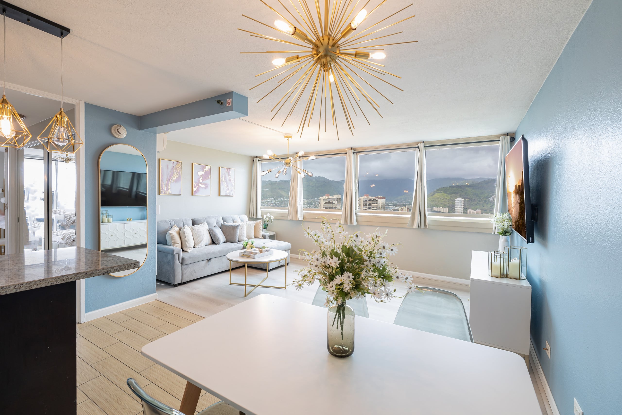 Condo in Honolulu · ★4.87 · 1 bedroom · 4 beds · 1 bath - Image 14
