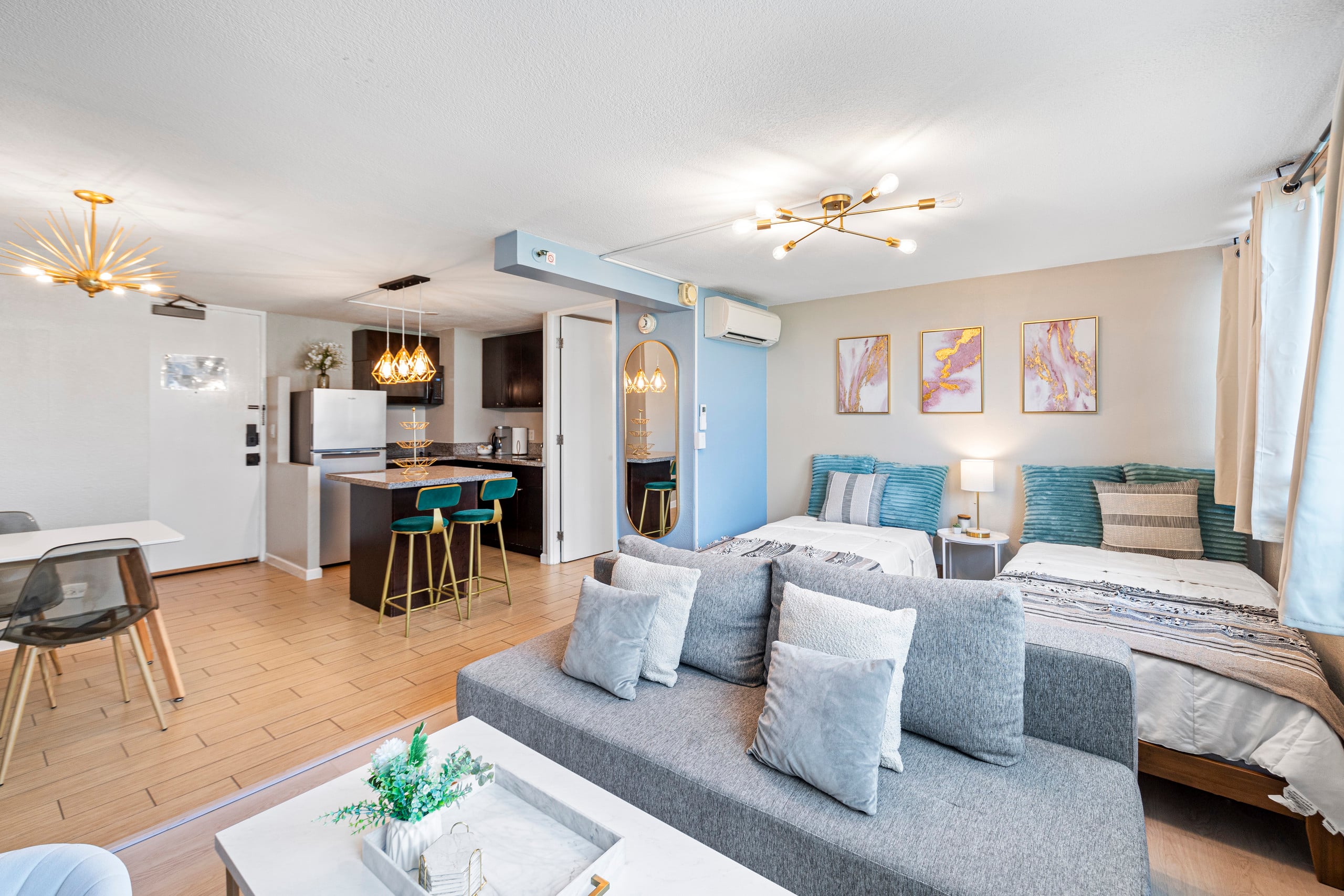 Condo in Honolulu · ★4.87 · 1 bedroom · 4 beds · 1 bath - Image 6