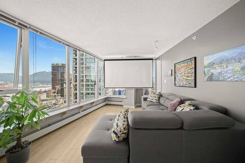 Unbeatable Location | Stunning Views | Sleeps 8pm