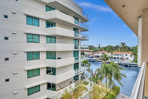 Bay Harbor Sunset Apt 5B