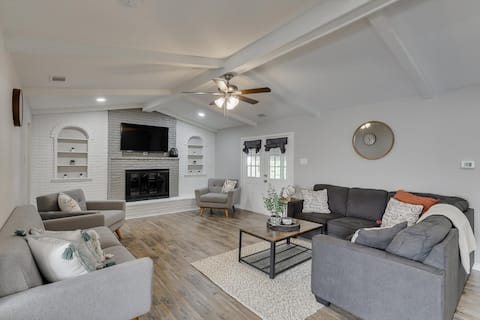 Popular Airbnb listing: Bright and Sunny Dallas Getaway in Buckner Terrace