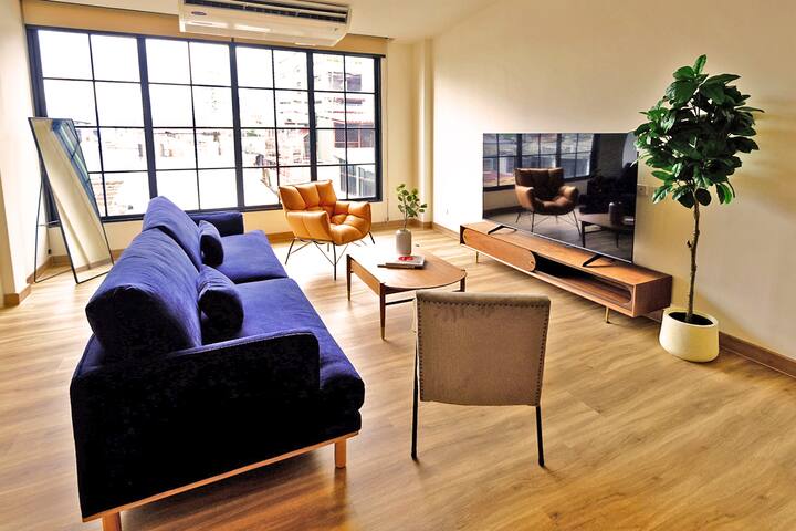 8#Boutique 4BR Family Suite in Center of Pratunam gallery image 2