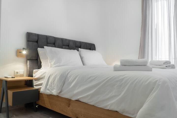 Syntagma square, 60sqm Platinum suite gallery image 3