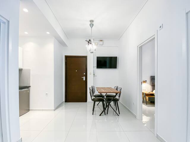 Syntagma square, 55sqm Golden Suite gallery image 2